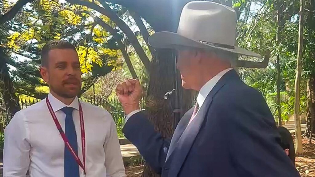 Australian politician Bob Katter raises fist at journalist during presser video goes viral