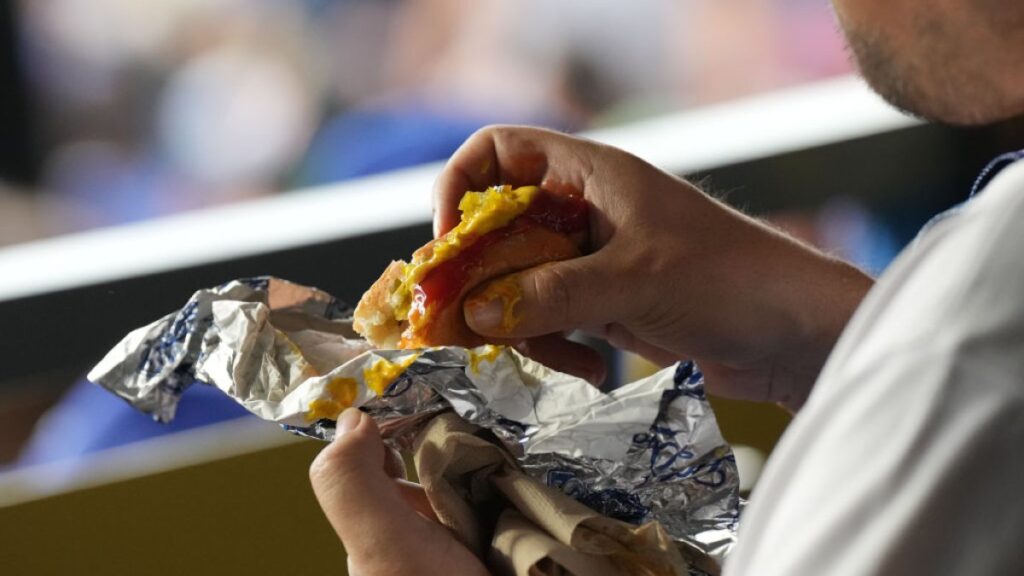 Dodgers fans leading viral 9-9-9 challenge – NBC Los Angeles