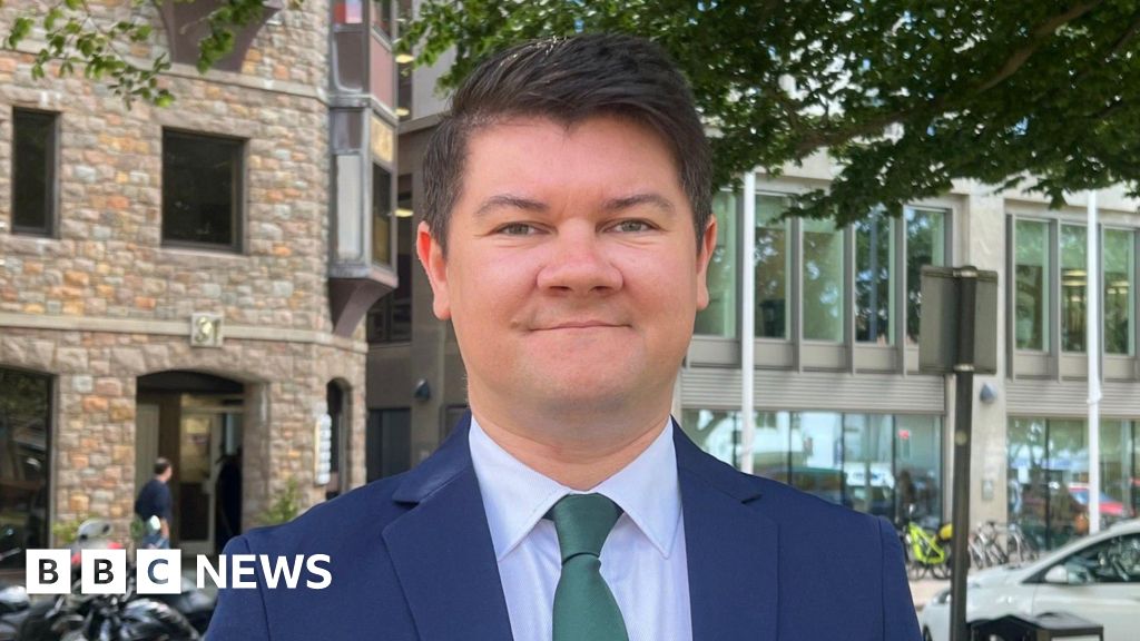 Falling birth rate in Jersey a 'ticking bomb'