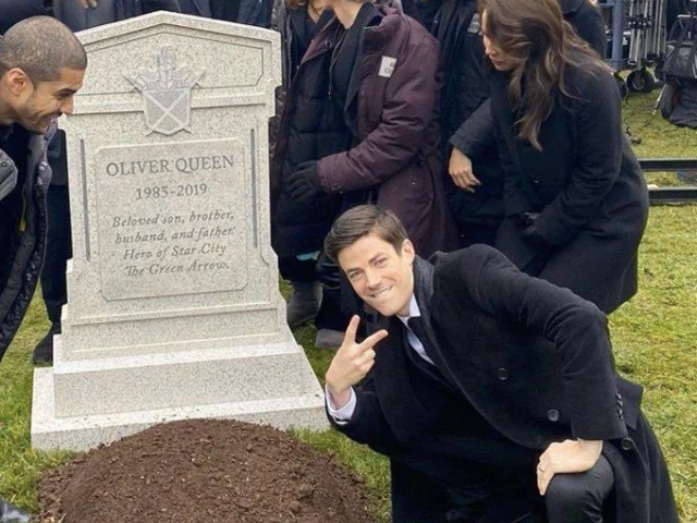 Grant Gustin addresses viral Arrowverse gravestone meme