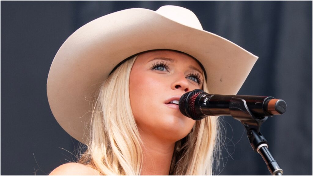 Lily Balkcom Goes Viral With New Instagram Photos