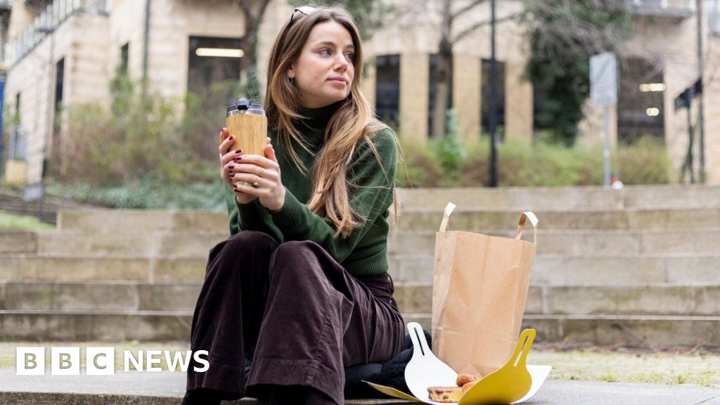 People buying less fast food as grocery prices remain high