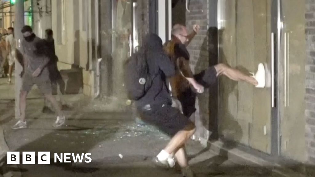 Protesters target Serbian ruling party offices in demonstrations