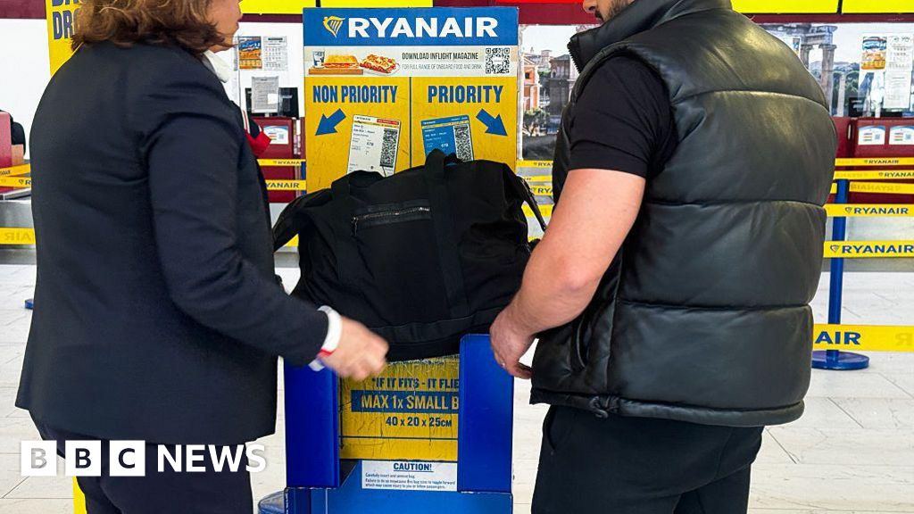Ryanair to increase oversized bag bonus