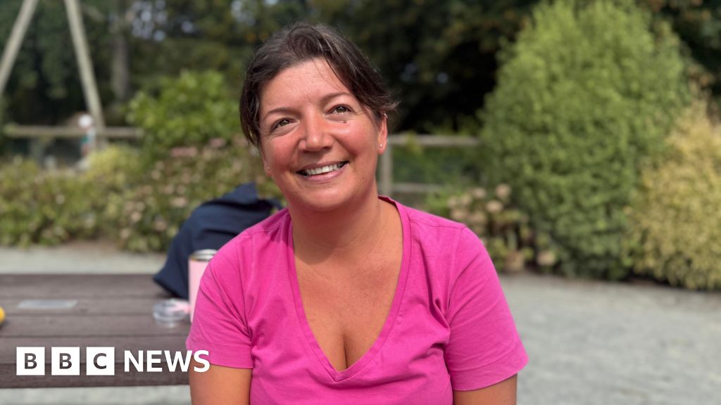 Summer holiday childcare costs a struggle, Guernsey parents say