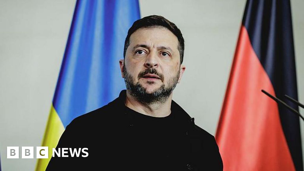 Trump shifts ceasefire stance and urges Ukraine to agree Russia peace deal