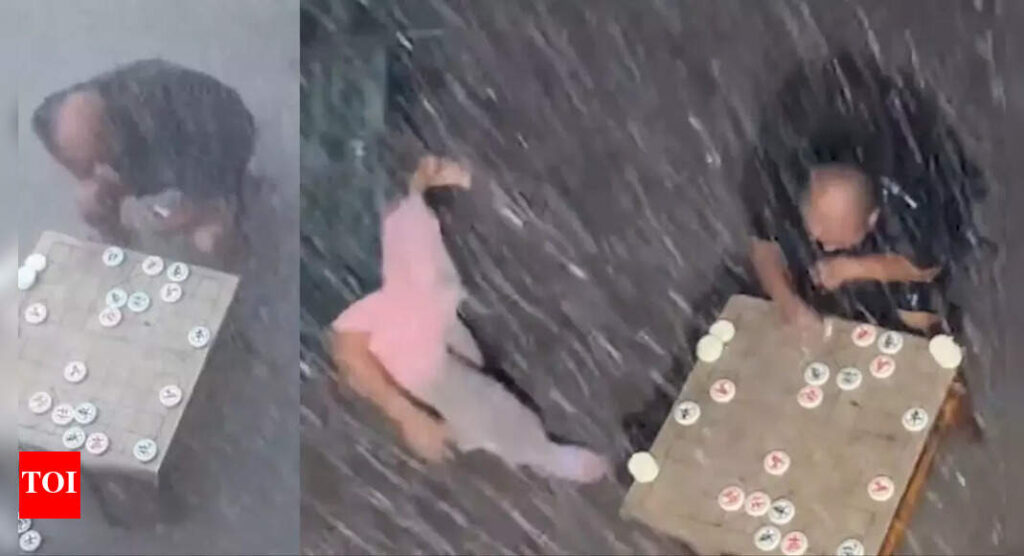 Viral video: Chinese chess player spends 4 hours in heavy rain after loss; Hans Niemann, Anish Giri react | Chess News