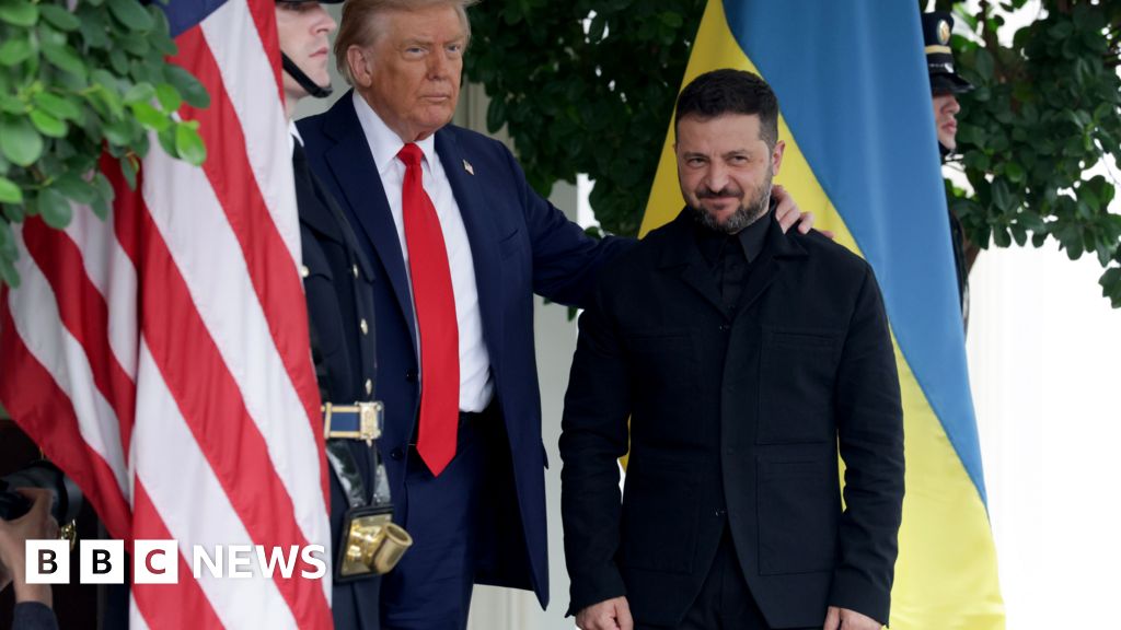 Watch: Two presidents, two very different Oval Office encounters