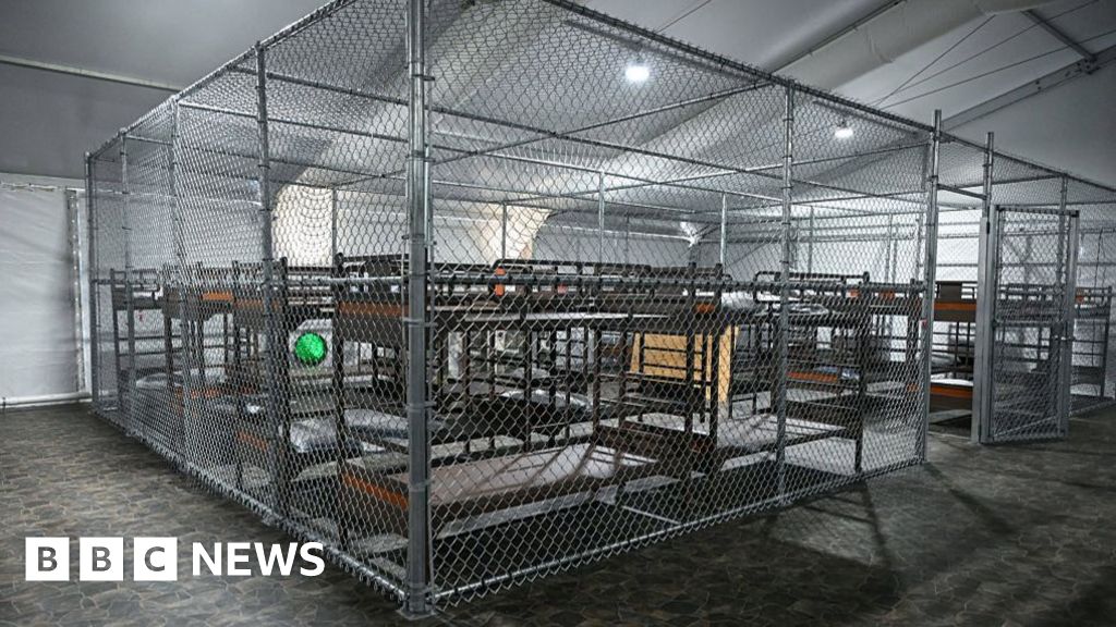 'Alligator Alcatraz' immigration centre can stay open, appeals court rules