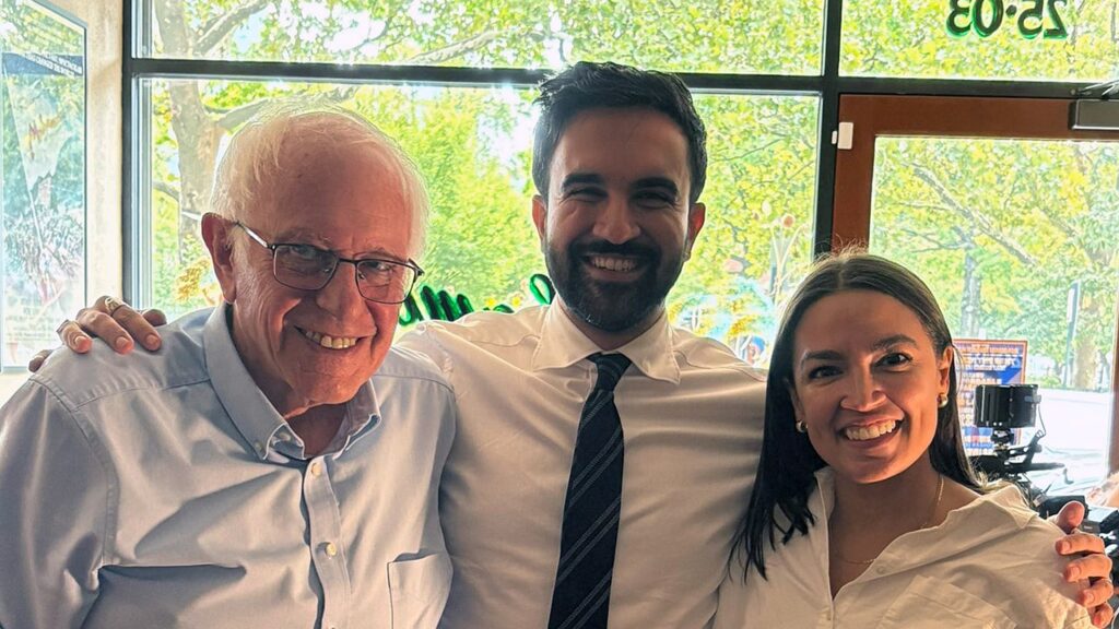 Bernie Sanders rallies with AOC, Mamdani in viral Astoria campaign photo