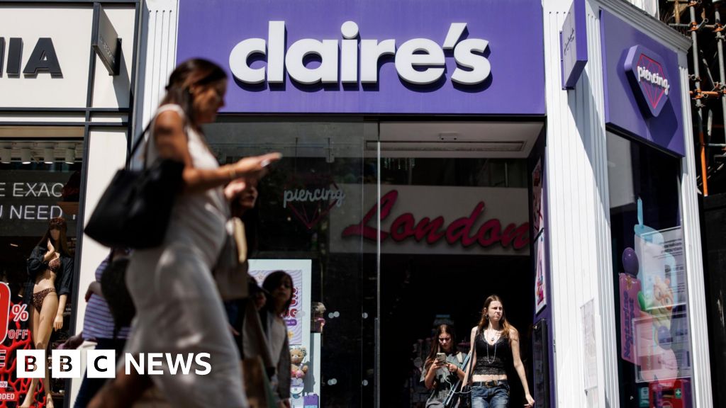 Claire's rescue deal saves 156 stores and 1,000 jobs