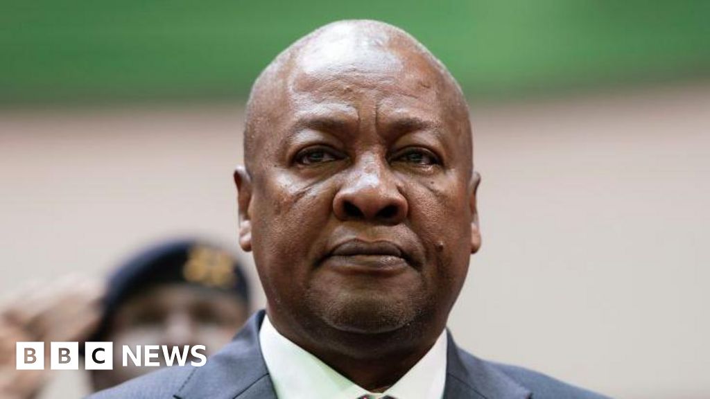 Deportees sue Ghana's government over "illegal' detention