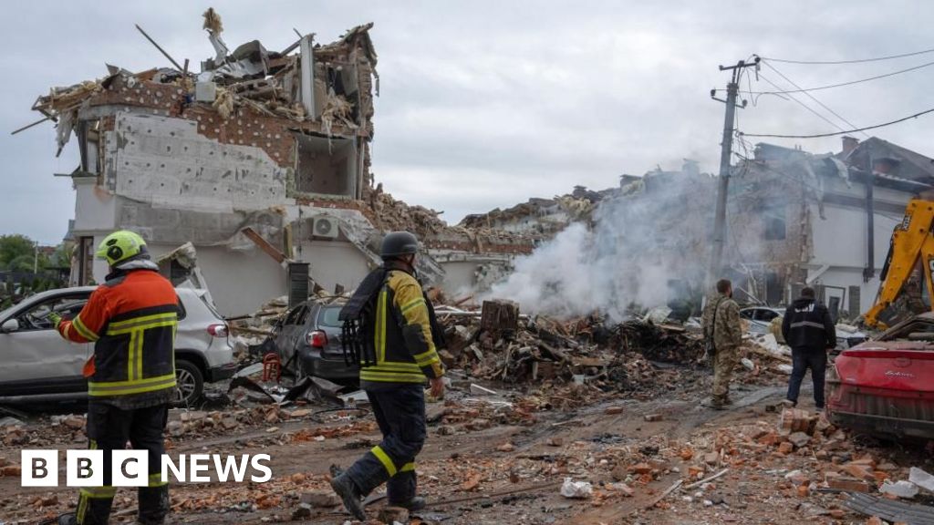 'Hundreds' of drones and missiles fired at Ukraine by Russia