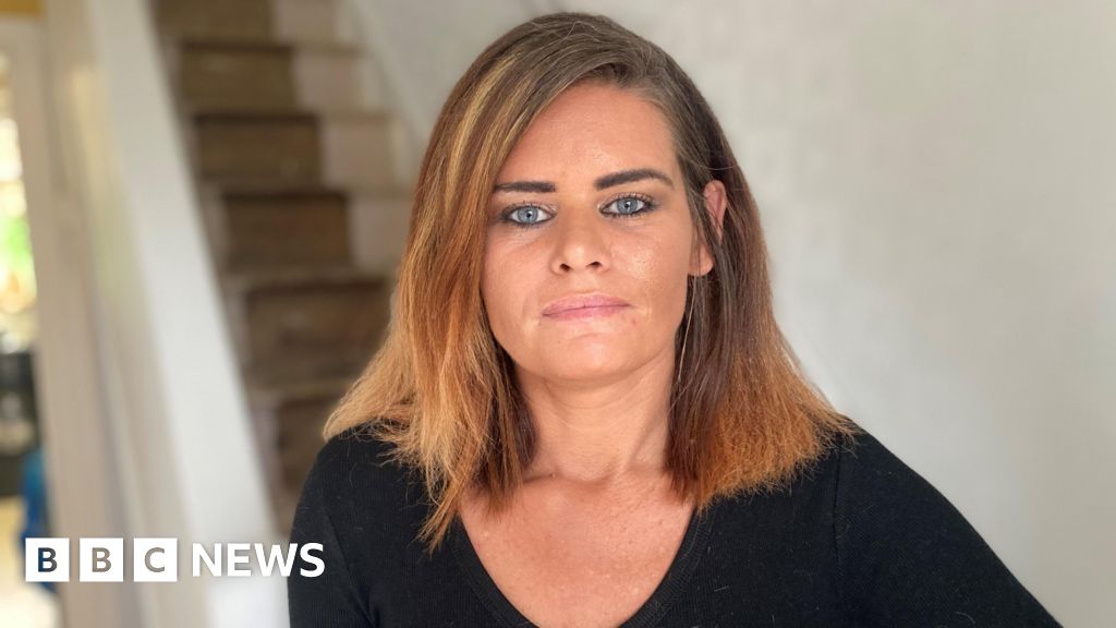 'I cried when I saw our new home had bare floors'