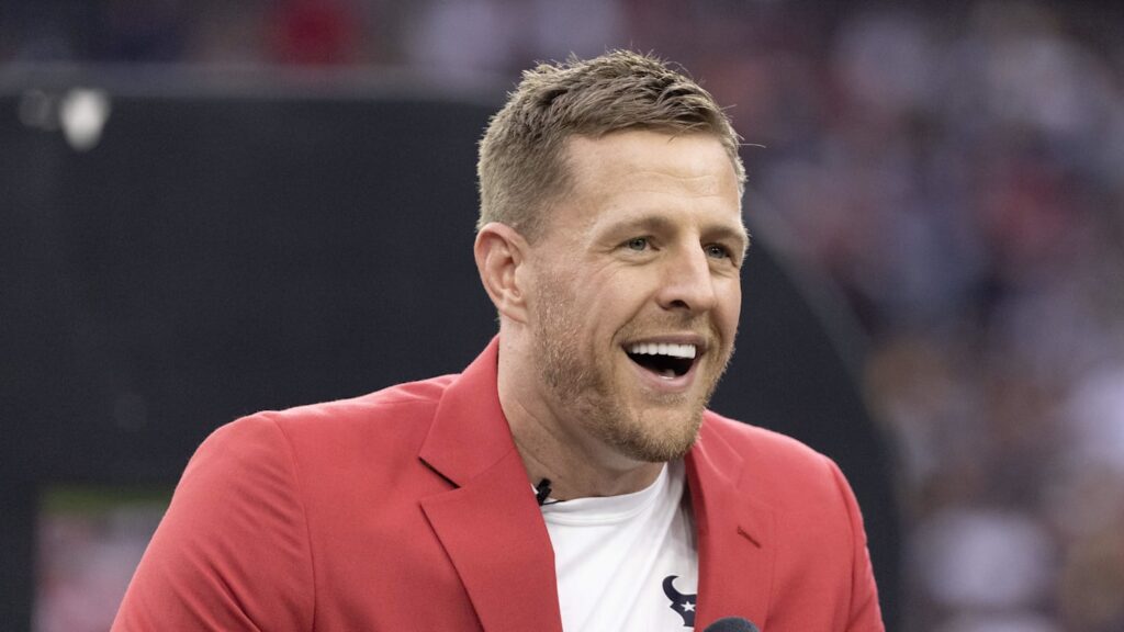 J.J. Watt's New Look Goes Viral During New England Patriots Game