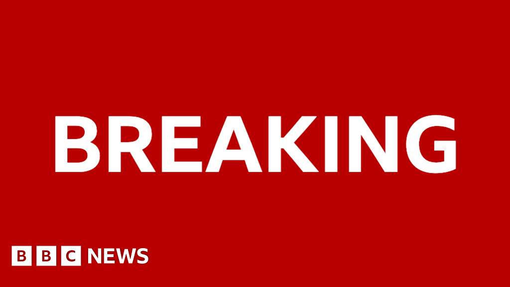 Legendary Italian designer Giorgio Armani dies