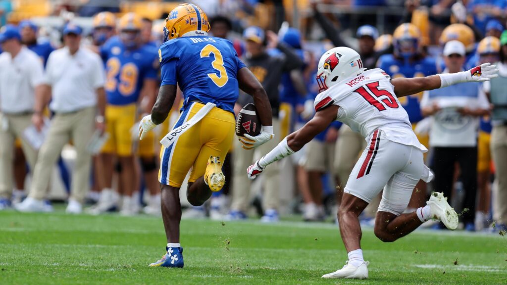 Louisville Ball Boy Trolls Pitt After Viral Video of Sideline Altercation in Win