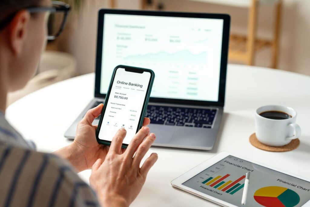 Mom Checks Bank Account—Shares Viral Discovery About Millennial Daughter