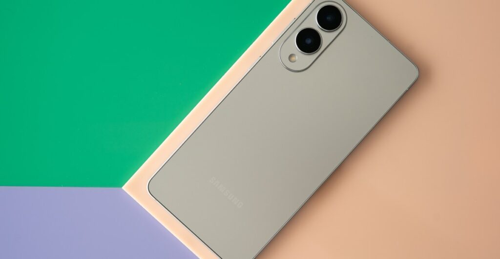 Samsung’s ultra-thin Galaxy S25 Edge is $400 off right now