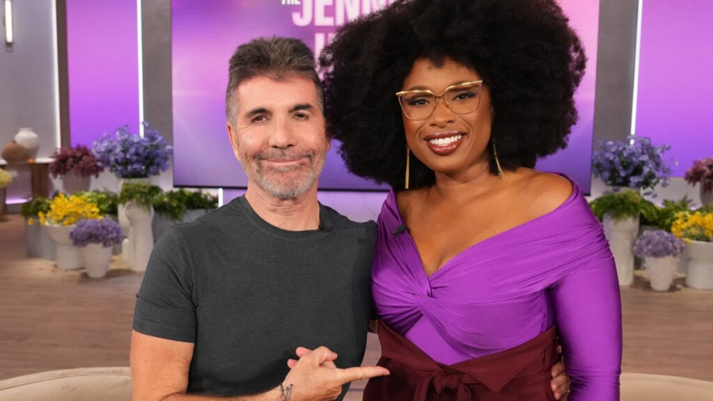 Simon Cowell Spirit Tunnel Walk on 'Jennifer Hudson Show' Goes Viral