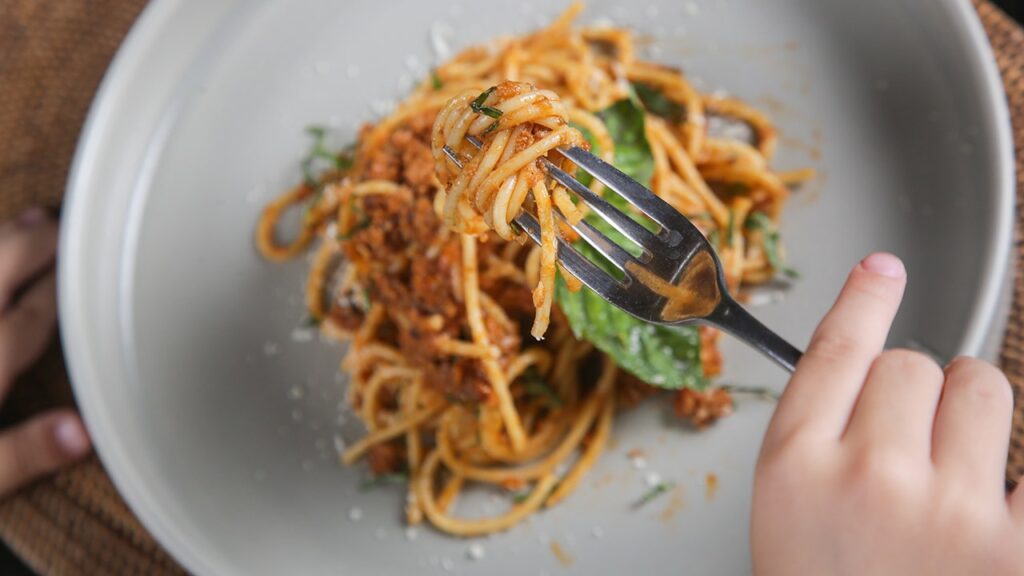 Viral spaghetti recipe adds cranberry sauce for unexpected flavor twist