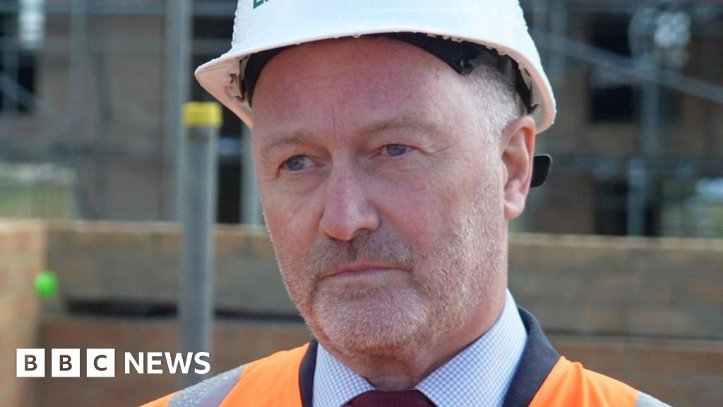 We will build 1.5m homes, new housing secretary insists