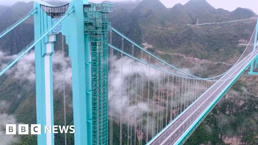 World's highest bridge opens in China