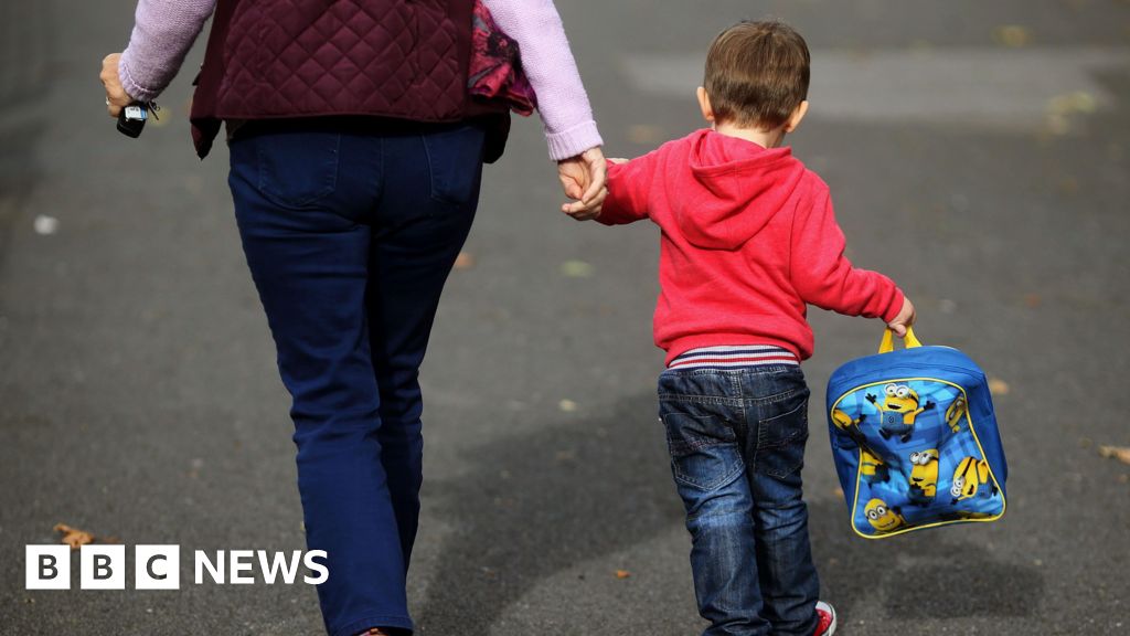 Cornwall and Isles of Scilly facing child poverty 'crisis'