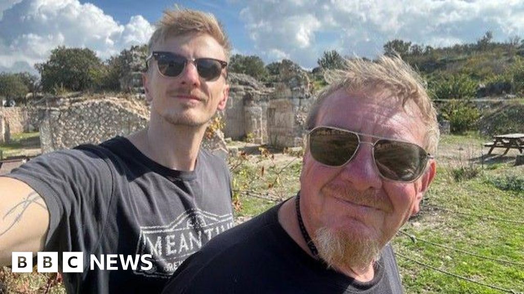 Ex-BBC editor stopped from flying due to Parkinson's felt 'humilated'