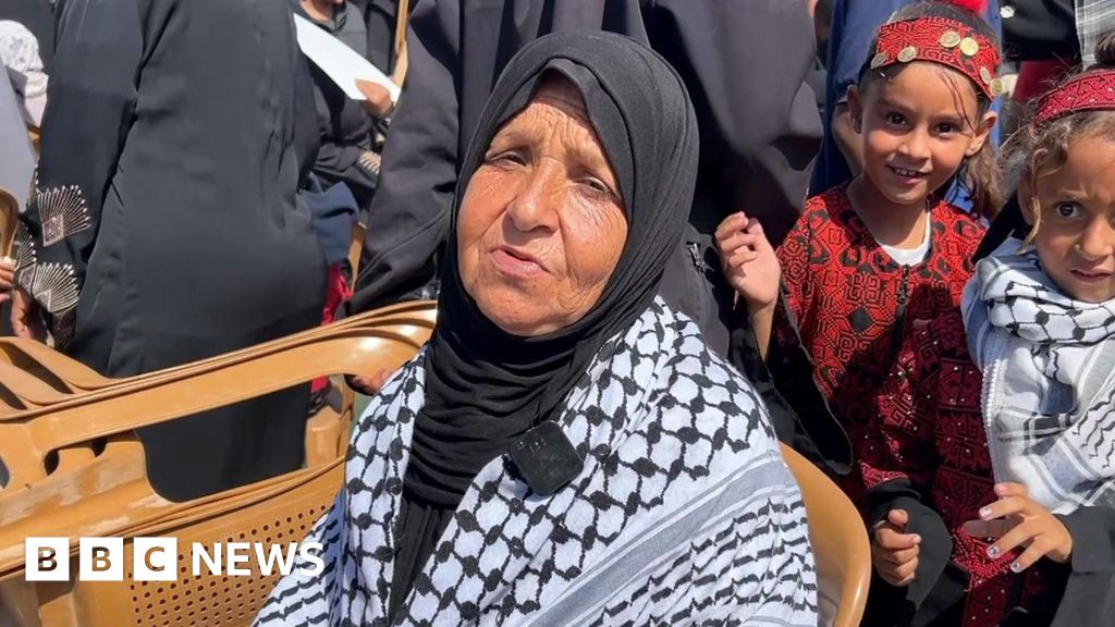 'Indescribable happiness' as detainees return to Gaza