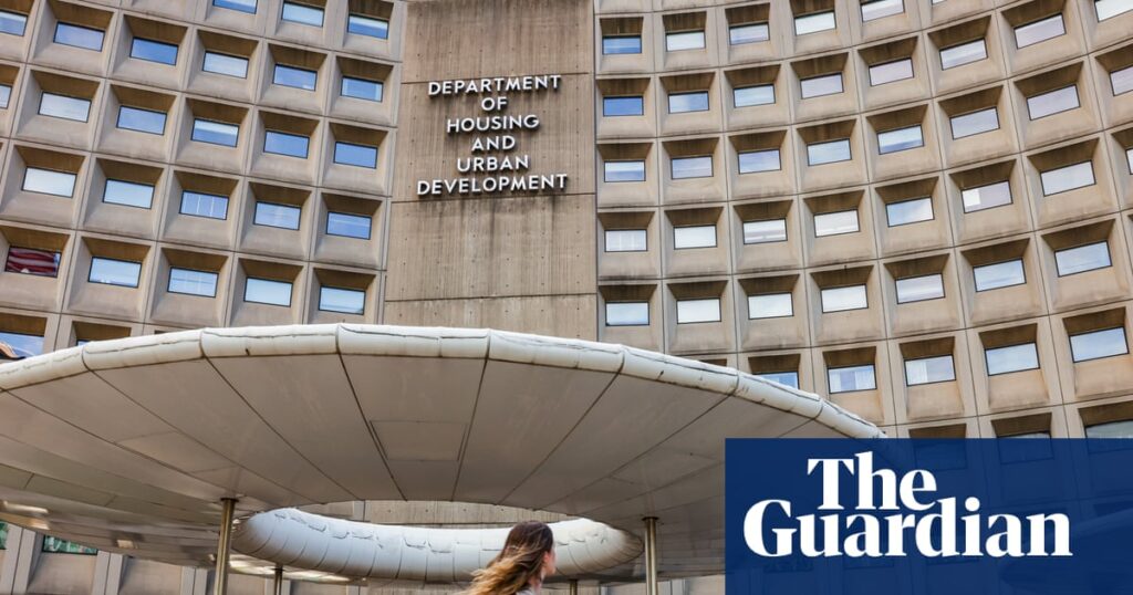 Panic as US federal workers scramble to find out if they’ve been fired: ‘I don’t have email access’ | US federal government shutdown 2025