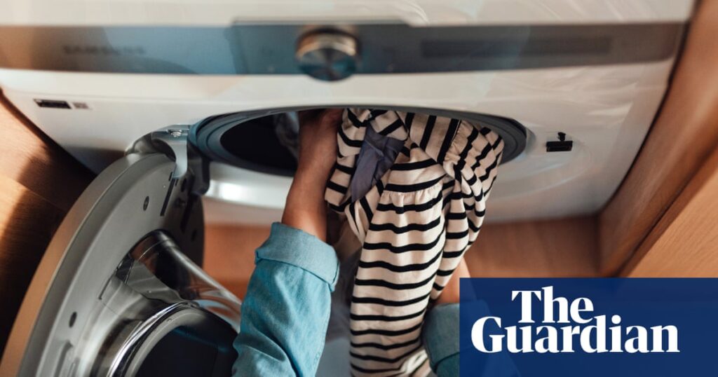 Reward scheme for using less power at peak times could help lower US bills | US news