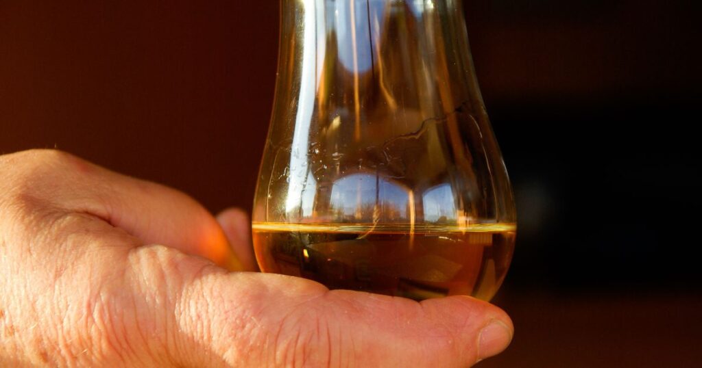 Wolfcraig Master Blender Goes Viral on Social Media