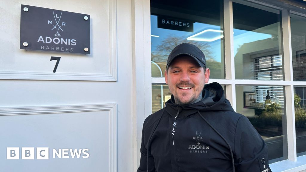 Bridgnorth barber to offer 'pay what you can' haircuts