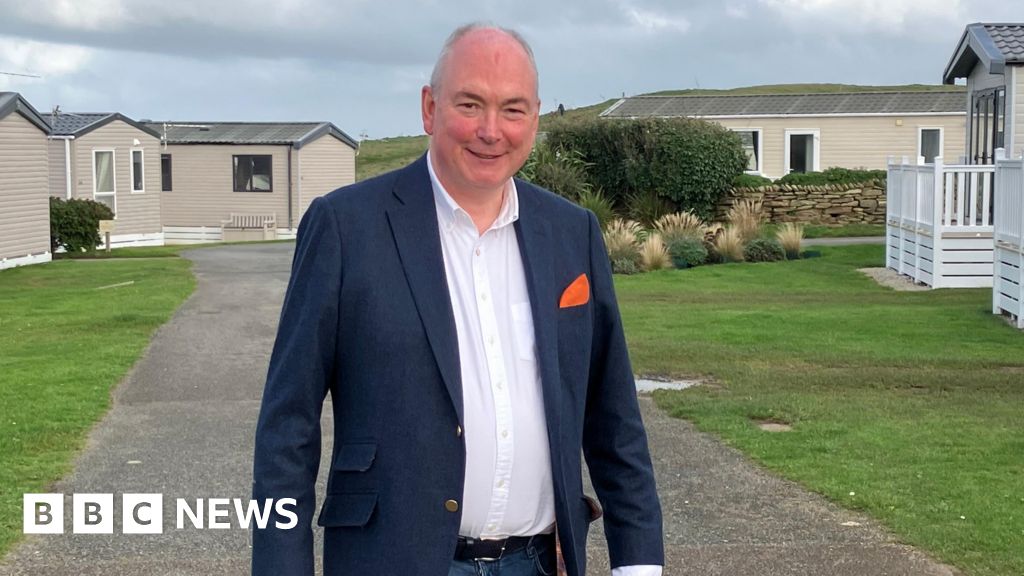 Cornish businesses urged to consider paying 'real living wage'