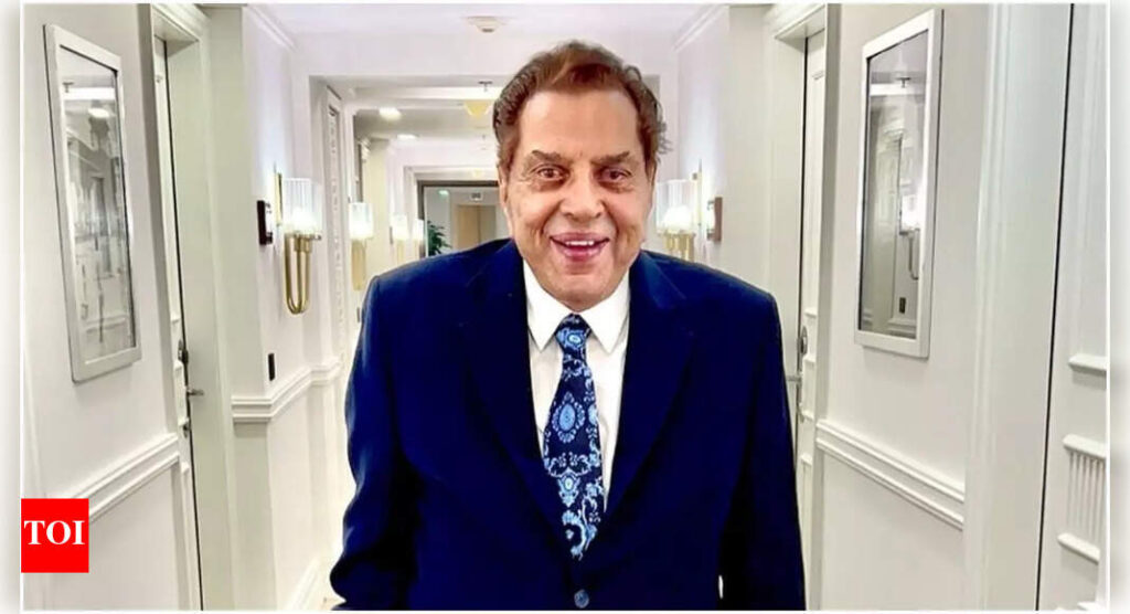 Dharmendra’s emotional post before hospitalization goes viral; netizens get emotional |