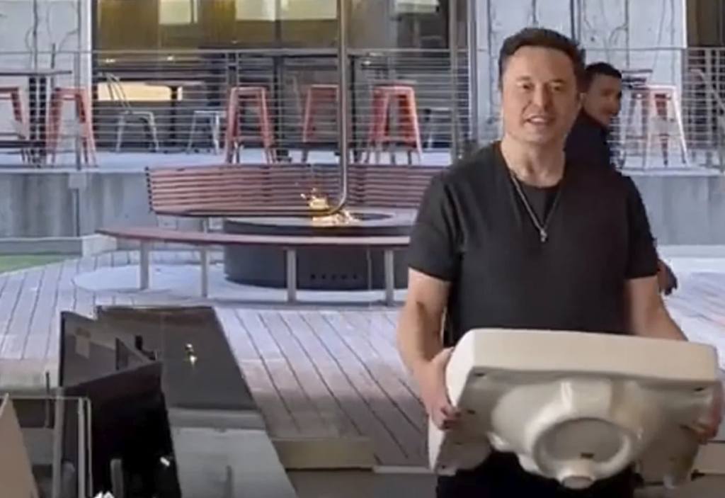 Elon Musk reveals the story behind the sink in his viral Twitter pic