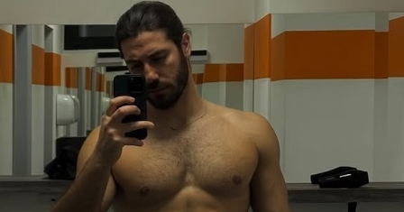 'Grande Fratello' Season 19 Brings the Goods with Omer Elomari