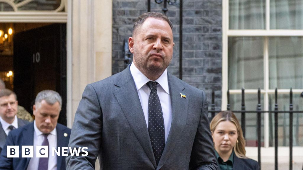 How Zelensky's right-hand man fell from power