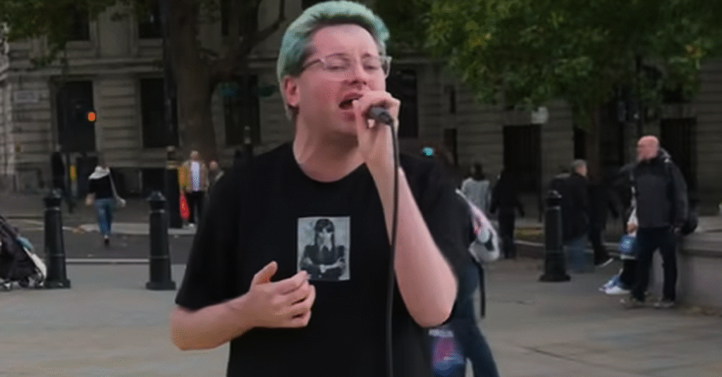 Kerry singer’s Trafalgar Square duet goes viral on social media