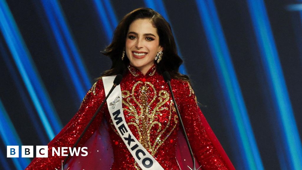 Mexico's Fatima Bosch, who walked out on organisers, wins pageant