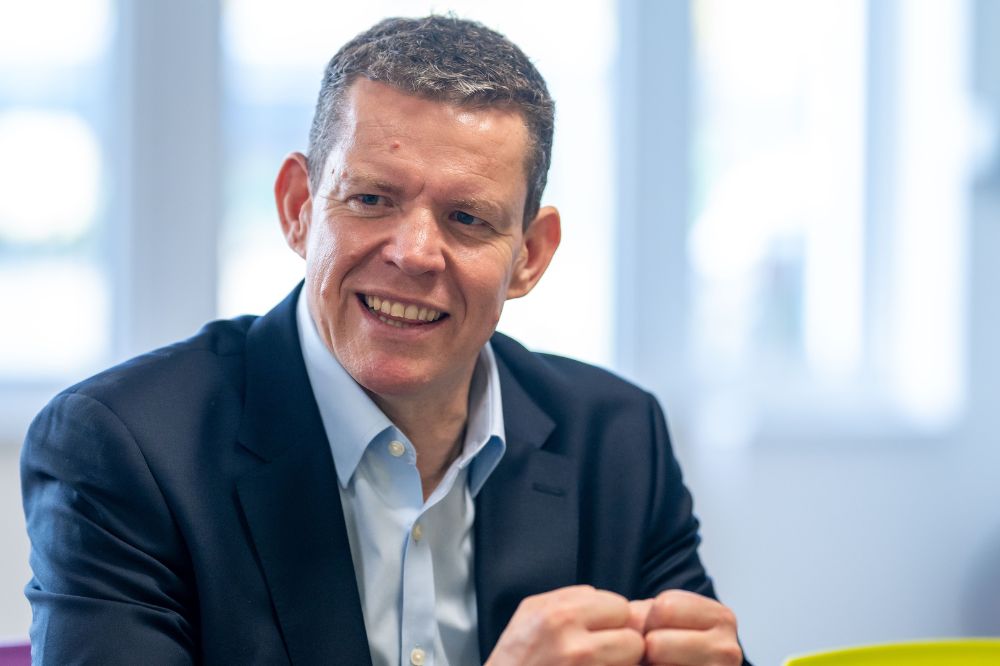 Plaid Cymru leader’s viral take on Welsh flag