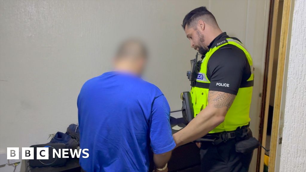 Three arrests after BBC investigation into criminal network on High Street