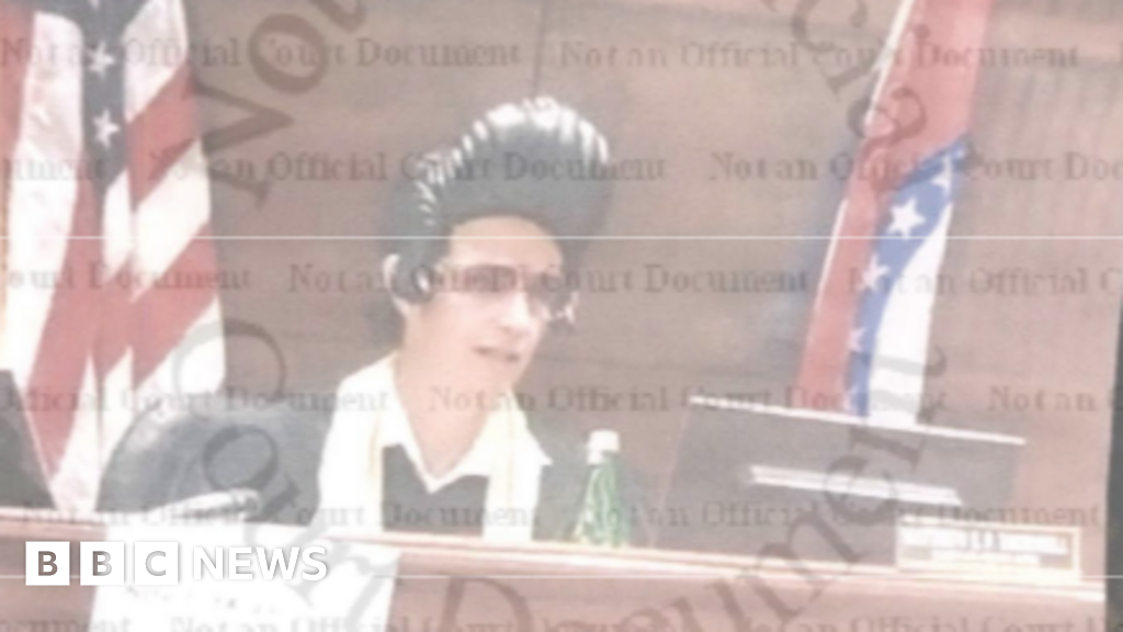 US judge resigns after being disciplined for wearing Elvis wig in court