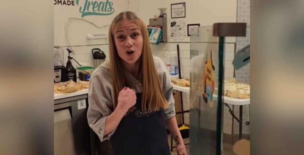 Cinnabon Employee Fired After Viral Video Shows Racist Outburst Toward Somali Customers