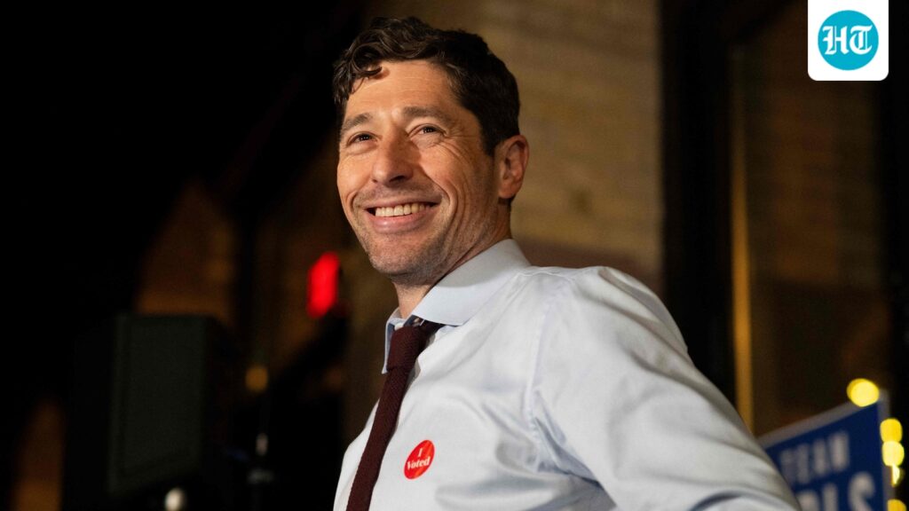 Viral video of Minneapolis Mayor Jacob Frey eating at Somali restaurant sends internet into chaos: 'New meme unlocked'